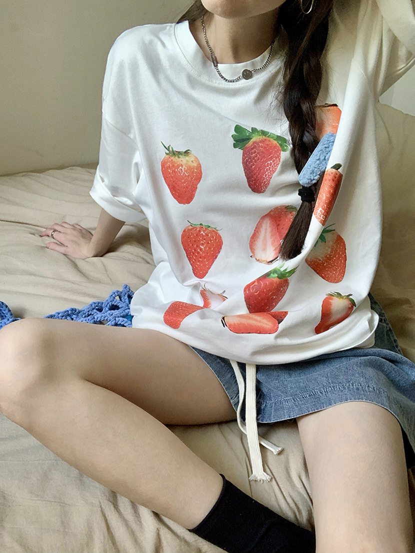 KOIN COLLECTION Pehav Strawberry Loose Fit T Shirt Free Size 3